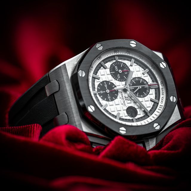 Audemars Piguet Royal Oak Offshore 26400SO.OO.A002CA.01 Image 4